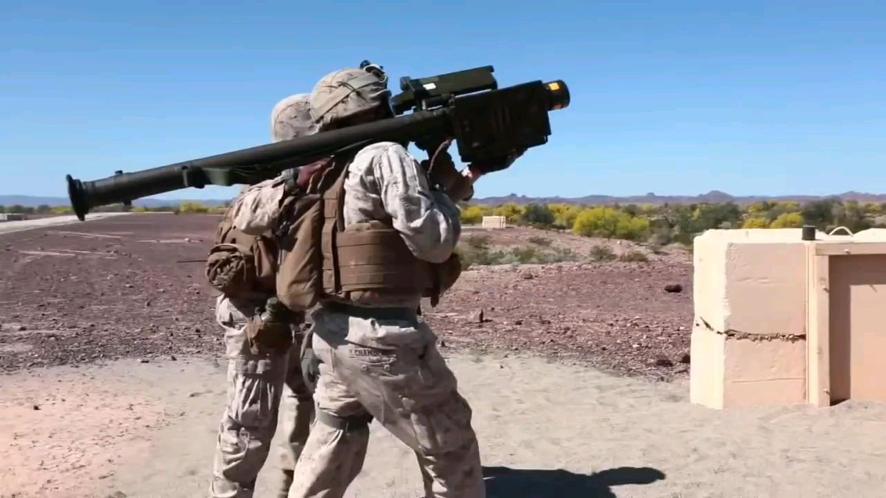 如何发射毒刺导弹-FIM-92毒刺导弹